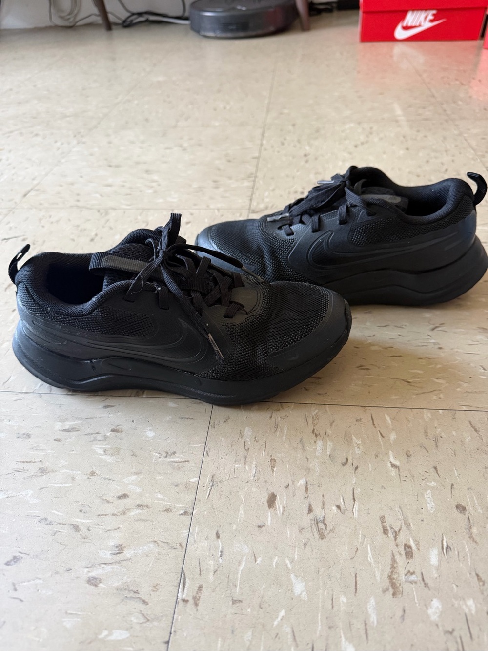Nike kids Black Mesh Athletic Sneakers